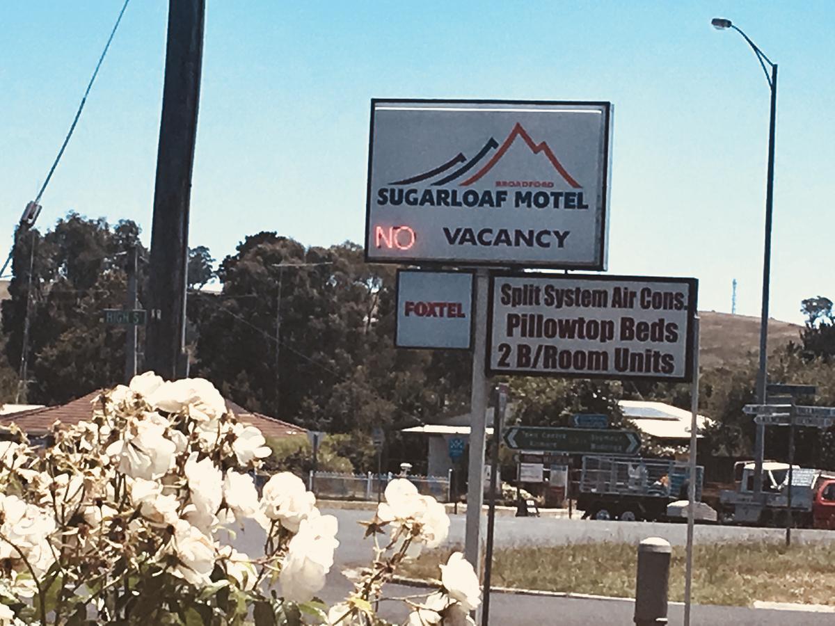 Broadford Sugarloaf Motel Екстериор снимка